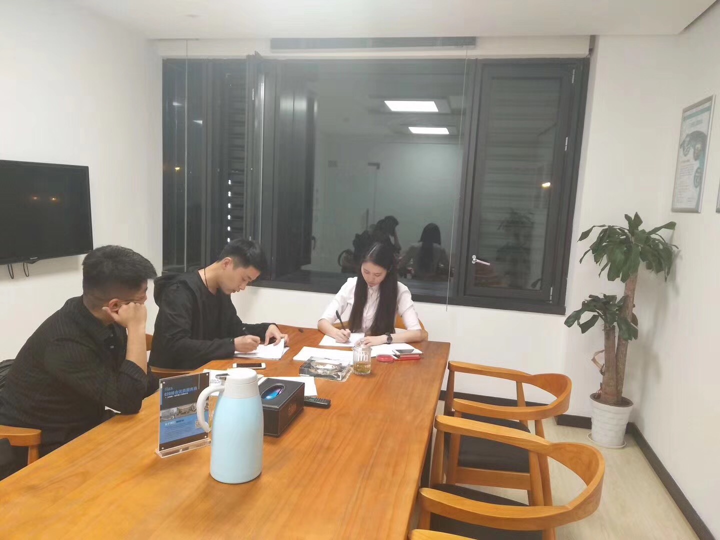 熱烈祝賀馬總、張總簽約創(chuàng)綠家亳州縣級代理！