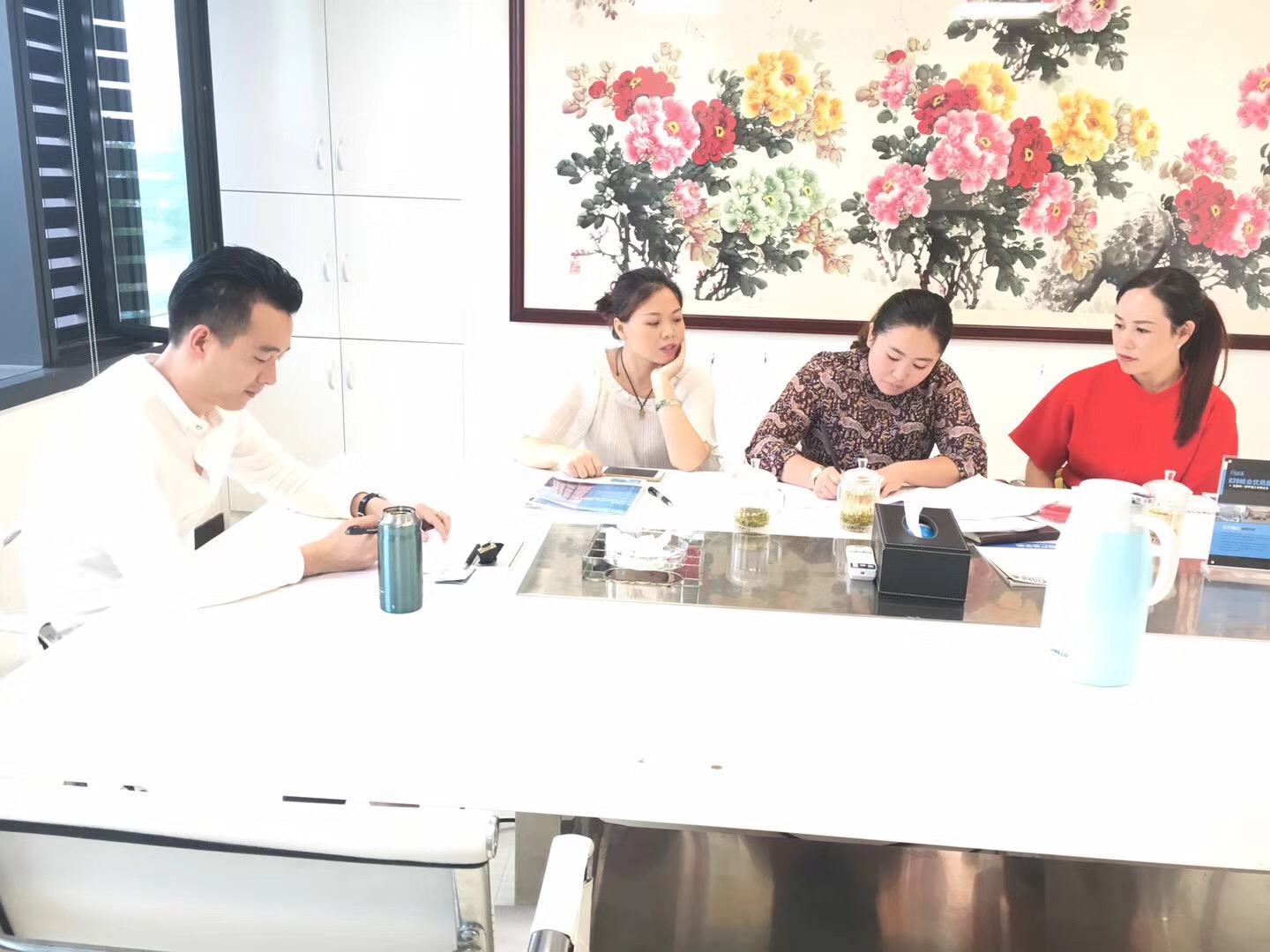 熱烈祝賀賀總團(tuán)隊簽約創(chuàng)綠家重慶市區(qū)級代理！
