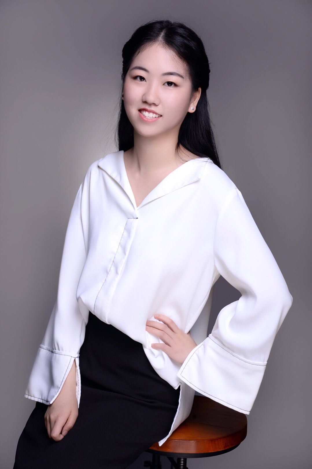 【1月生日會(huì)】本月壽星只有美少女，拍圖拍到小編手機(jī)內(nèi)存不夠啦！