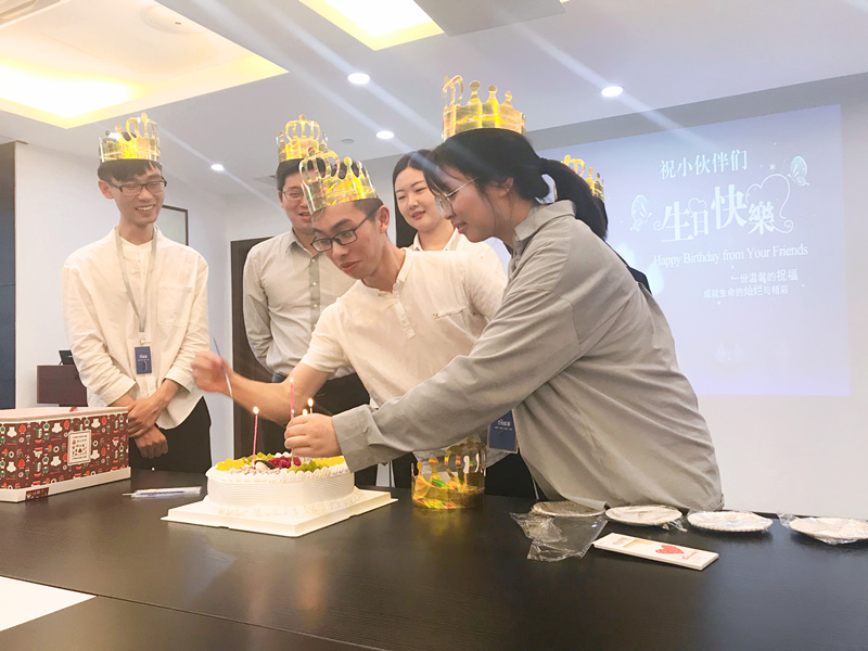 【5月生日會(huì)】這期壽星各個(gè)都可以出C位！