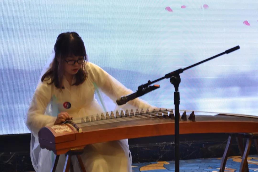 創(chuàng)綠家環(huán)保2018年中工作會議暨5周年慶典圓滿結(jié)束！