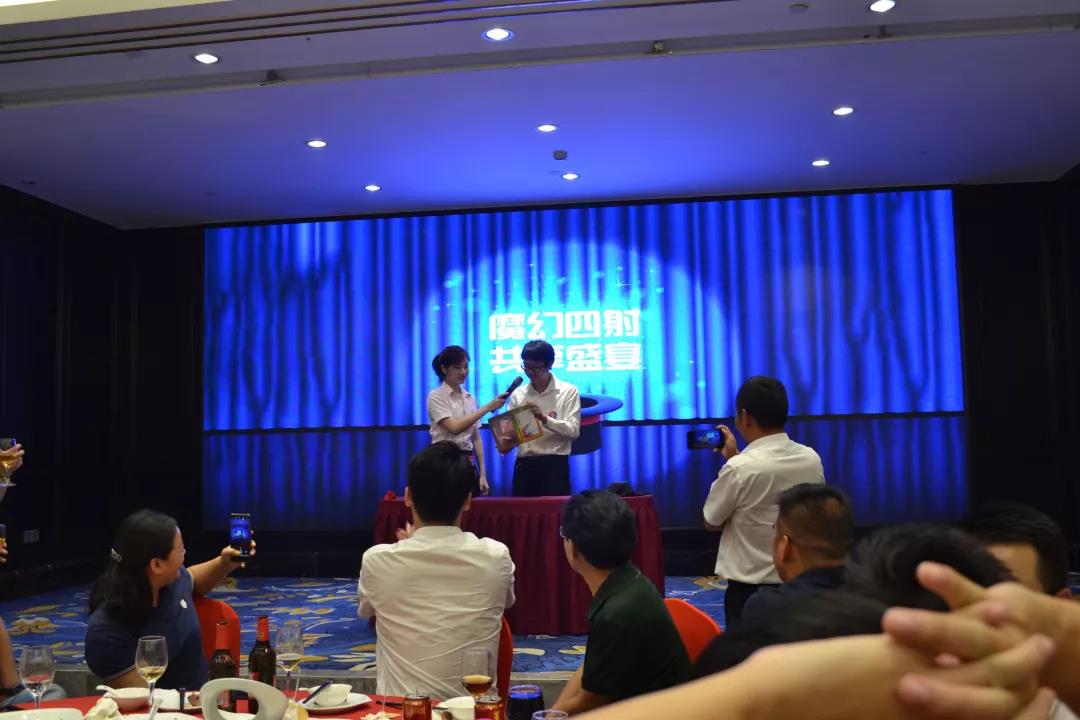 創(chuàng)綠家環(huán)保2018年中工作會議暨5周年慶典圓滿結(jié)束！