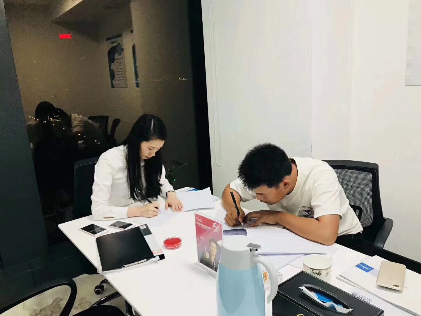 熱烈祝賀楊總簽約創(chuàng)綠家遵義市區(qū)級代理！