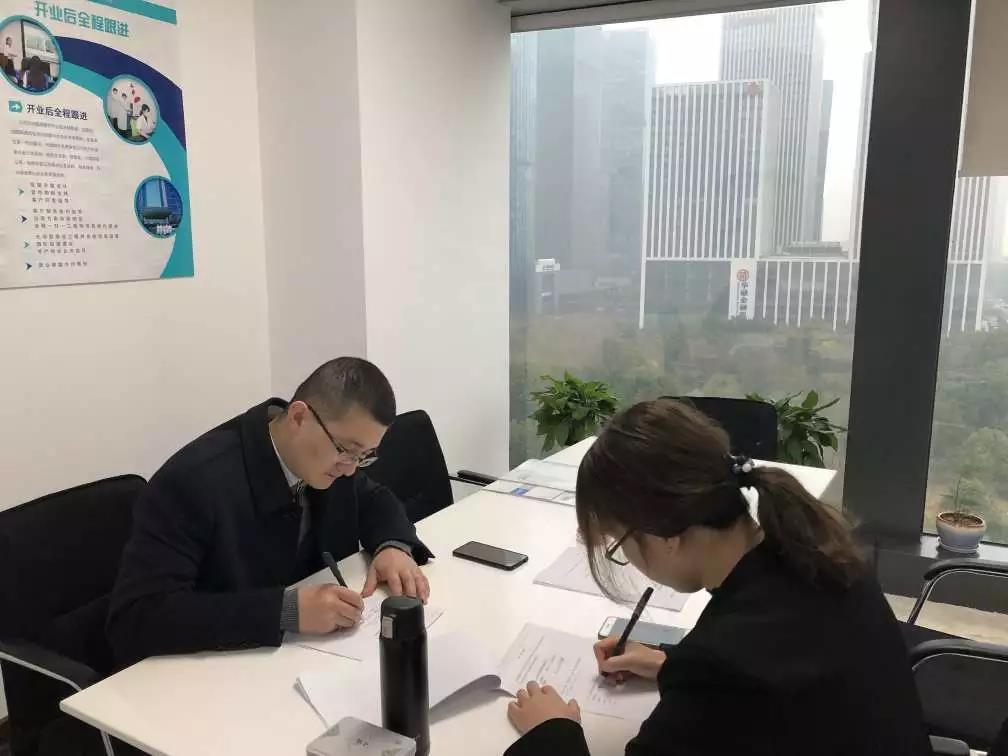 熱烈祝賀周總簽約創(chuàng)綠家河北省保定市區(qū)級代理！