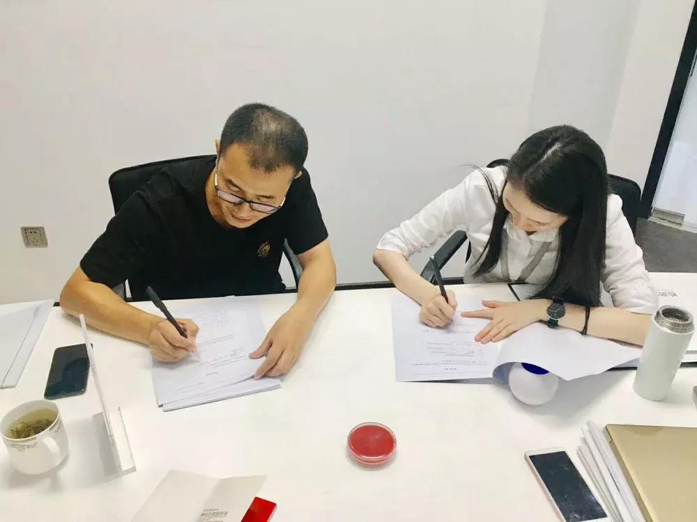 熱烈祝賀袁總簽約創(chuàng)綠家四川省涼山彝族自治州區(qū)級代理！