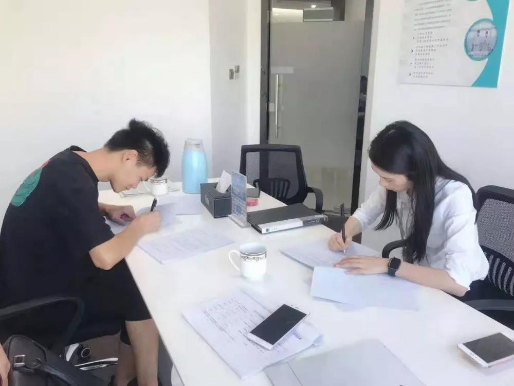 熱烈祝賀劉總簽約創(chuàng)綠家浙江省臺州市區(qū)級代理！