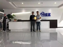 熱烈祝賀王總簽約創(chuàng)綠家南京市區(qū)級(jí)代理！