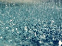 下過雨后，室內(nèi)空氣沒有清新反而甲醛超標(biāo)了